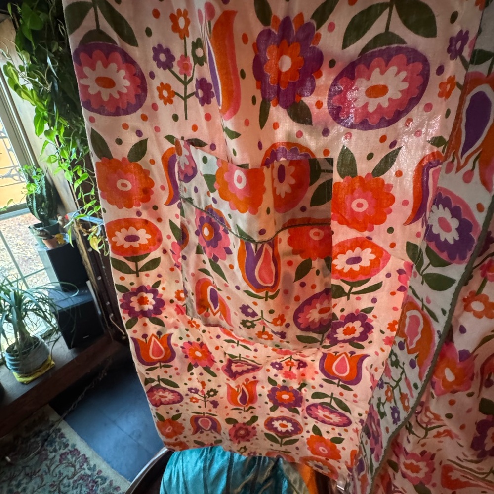 Floral Patterned Button-Up Dress - image 4